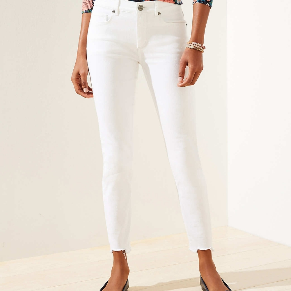 NWT Loft Curvy Chewed Hem Skinny Crop Jeans